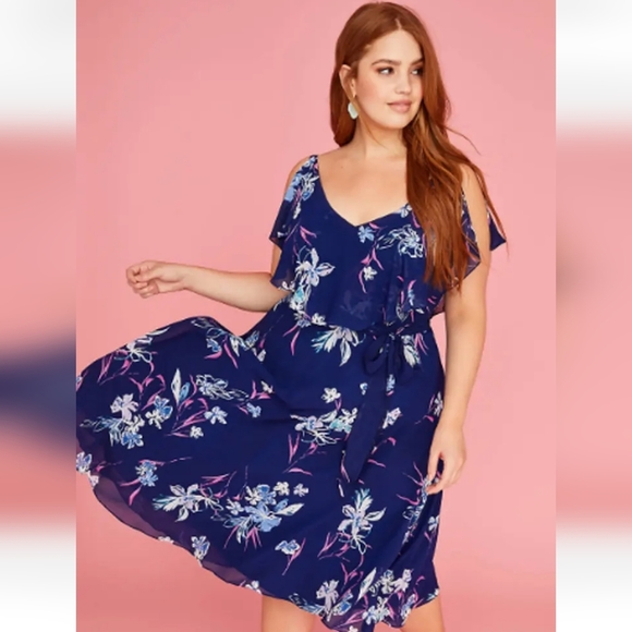 Lane Bryant Printed Split Flutter Sleeve Floral Print Midi Dress Size 26 - Picture 1 of 10